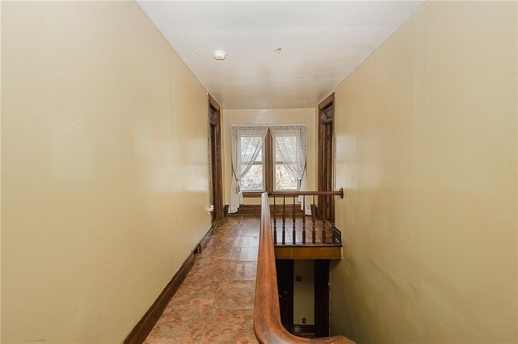 211 Old Mill Road Apollo, PA 15613 - Photo 30 of 42 a view of entryway with wooden floor and table