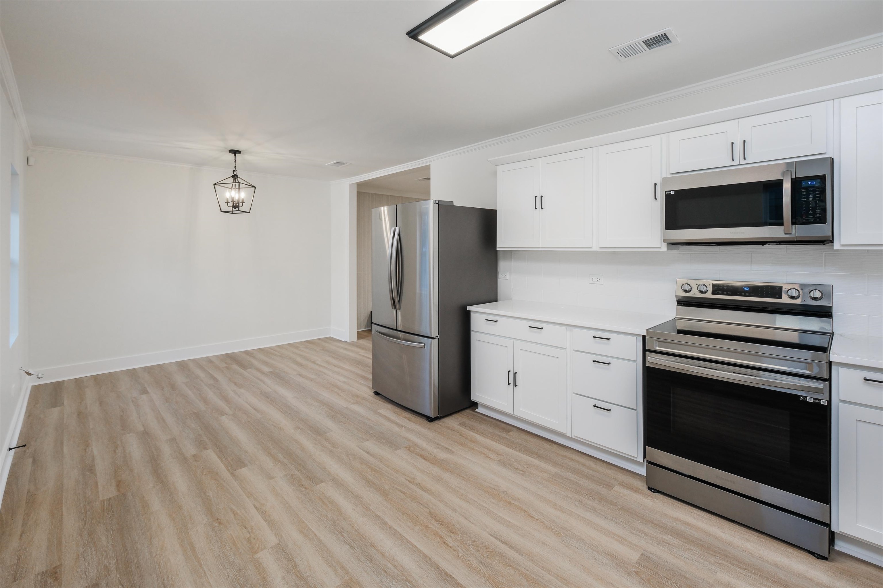 317 Tracy Court Wellford, SC 29385 - Photo 12 of 28