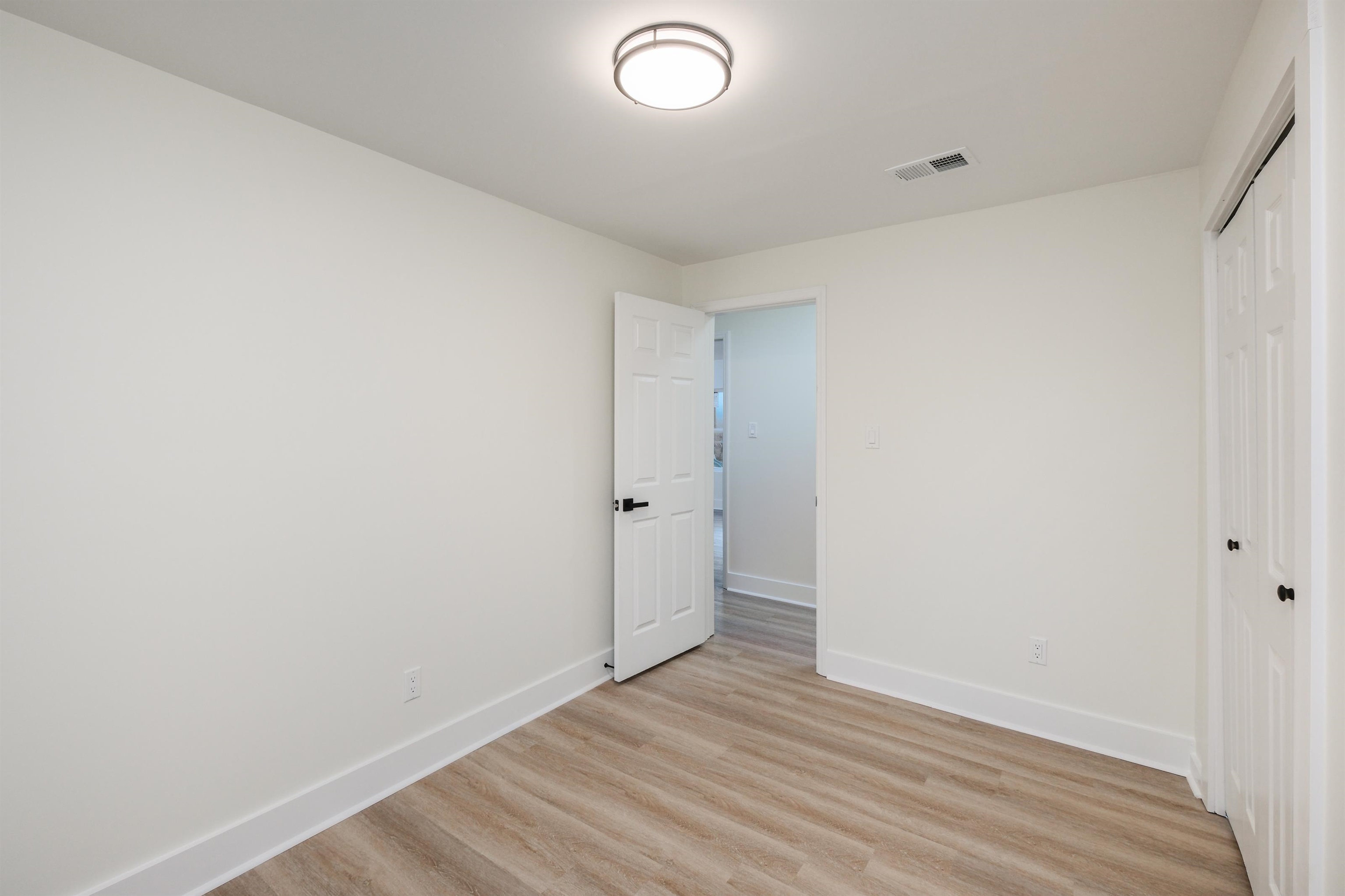 317 Tracy Court Wellford, SC 29385 - Photo 18 of 28