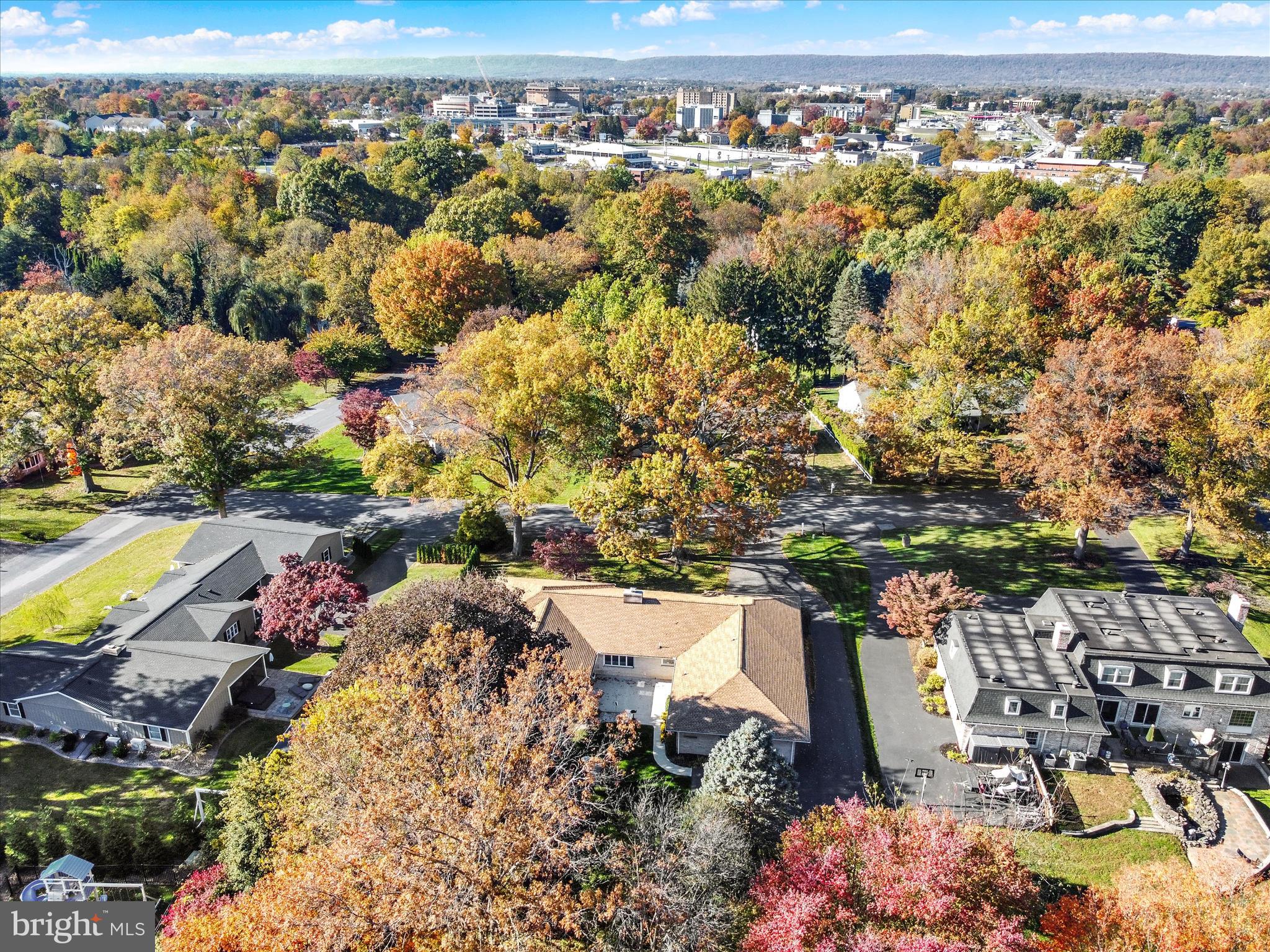 864 Hilltop Road Lemoyne, PA 17043 - Photo 15 of 16