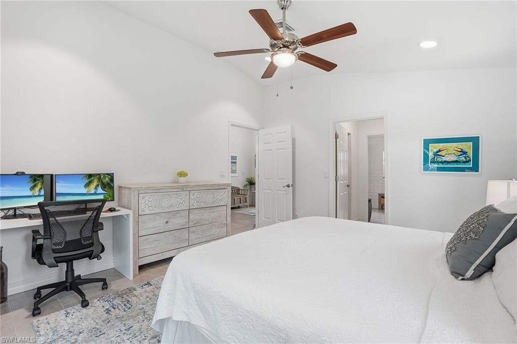 721 Logan Boulevard South Naples, FL 34119 - Photo 16 of 46