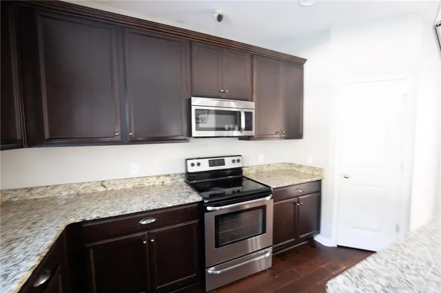 $2,850 | 452 Sunbury Drive, Richmond Hill, GA 31324