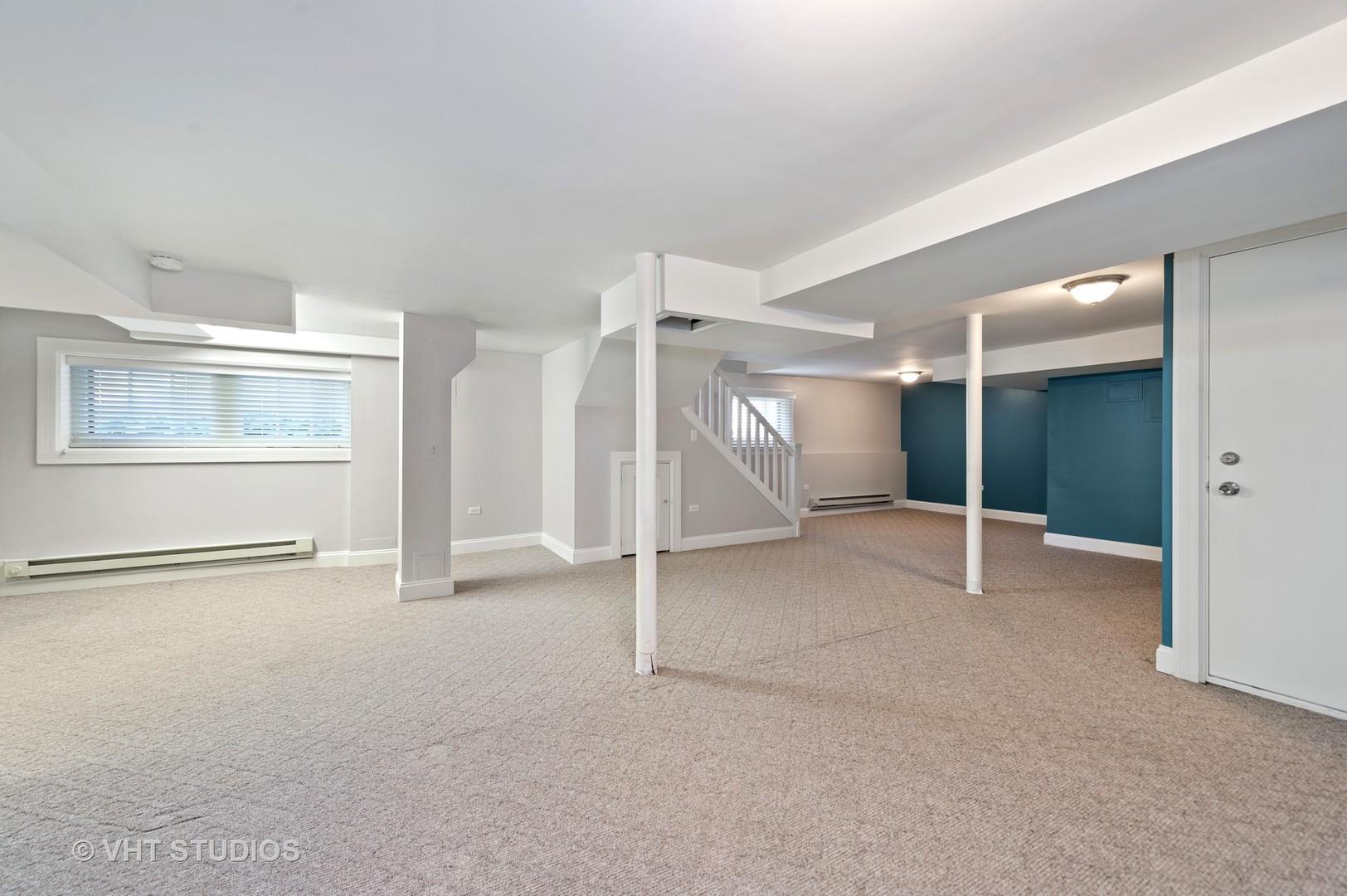 510 Berkeley Road Riverside, IL 60546 - Photo 24 of 30 an empty room with a empty space and window