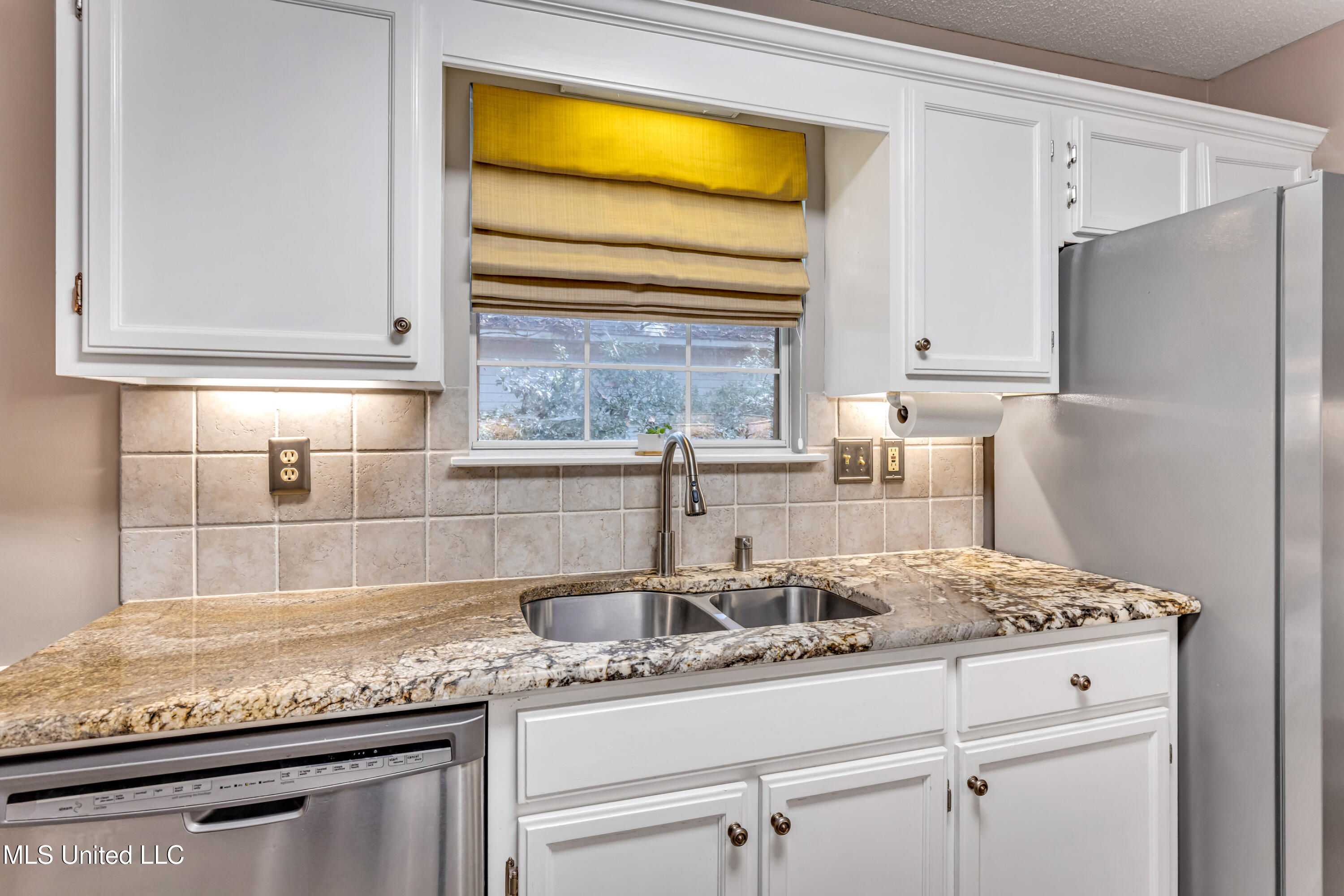 932 Bluff Ridge Biloxi, MS 39532 - Photo 15 of 25 923BluffRidge-18