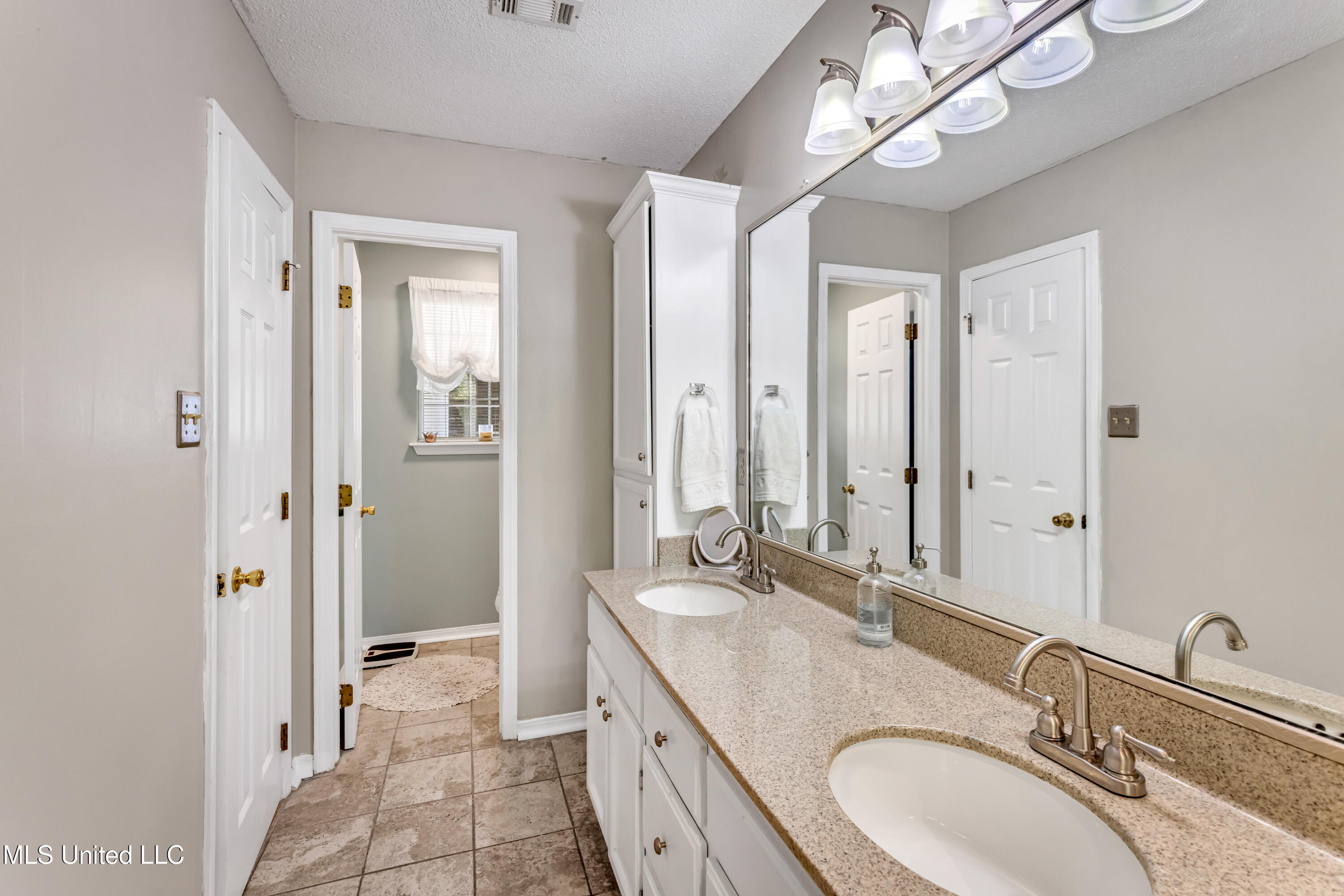 932 Bluff Ridge Biloxi, MS 39532 - Photo 18 of 25 923BluffRidge-25