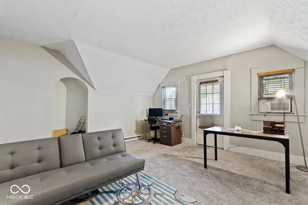 $250,000 | 110 Douglas Street, Greenfield, IN 46140