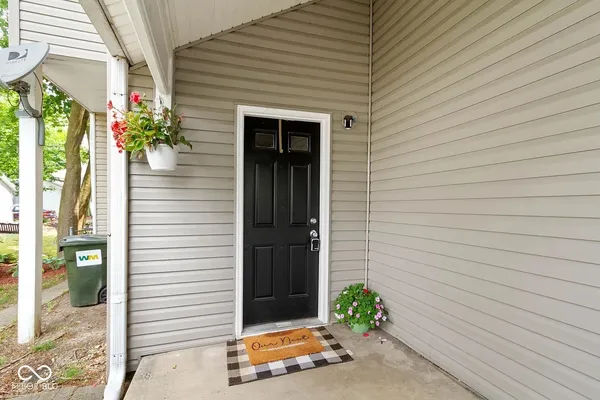 $250,000 | 110 Douglas Street, Greenfield, IN 46140