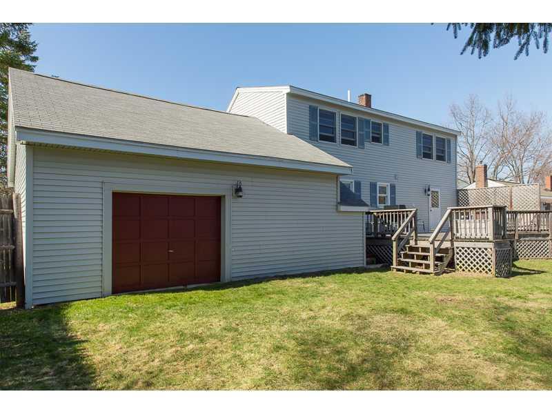 32 Kenneth Road South Portland, ME 04106 - Photo 18 of 23 Exterior Back.