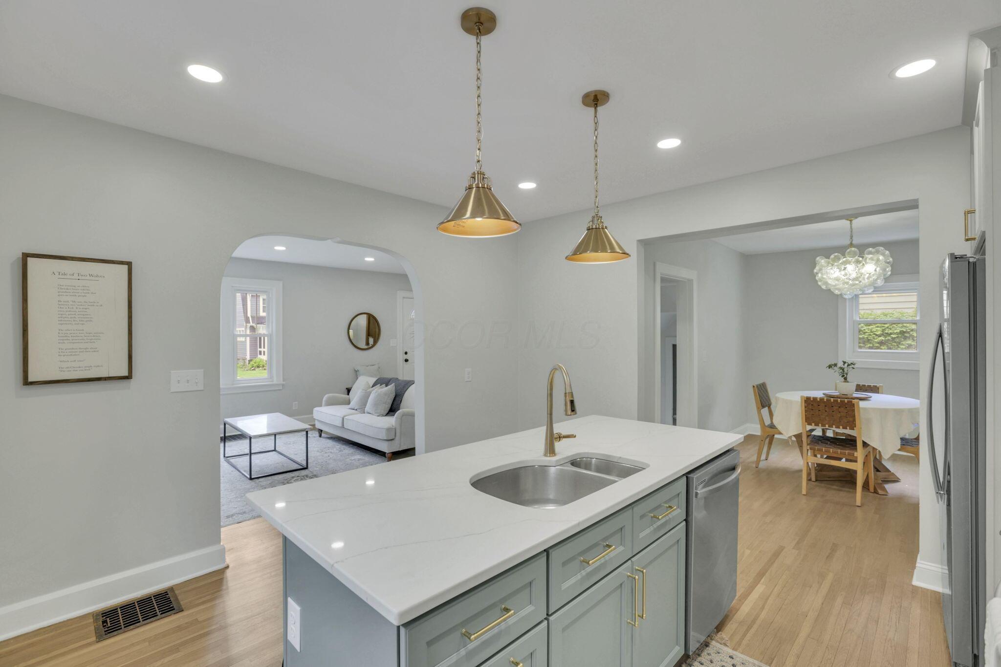 226 Fallis Road Columbus, OH 43214 - Photo 12 of 67 17-web-or-mls-SMEP3041