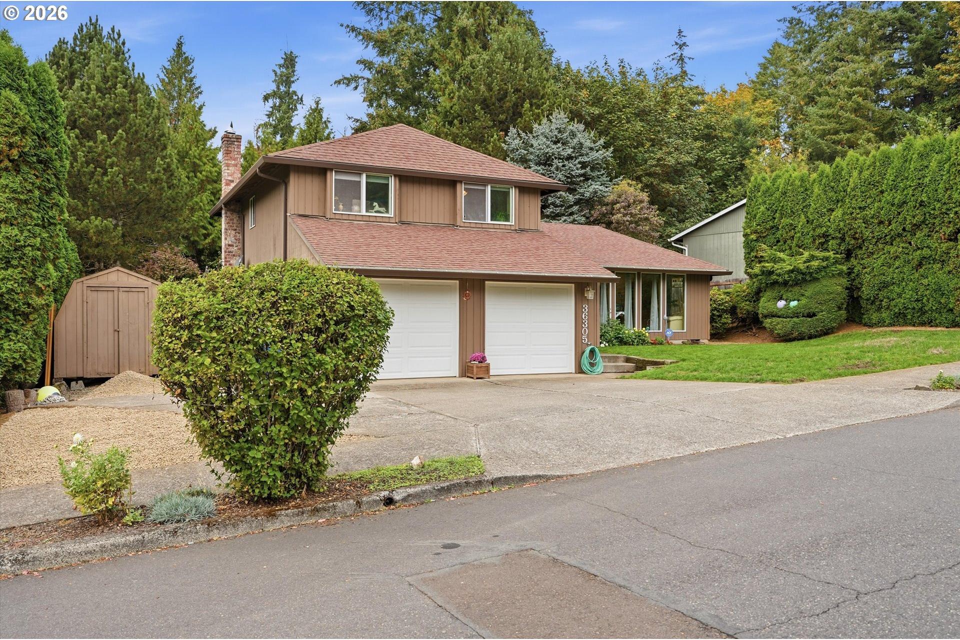 36305 Yocum Loop Sandy, OR 97055 - Photo 3 of 36 Gallery Image 3