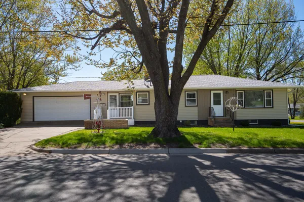 $259,900 | 404 4th Street North, Sauk Rapids, MN 56379