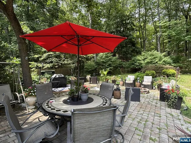 $499,000 | 5 Old Gormely Lane, Butler, NJ 07405