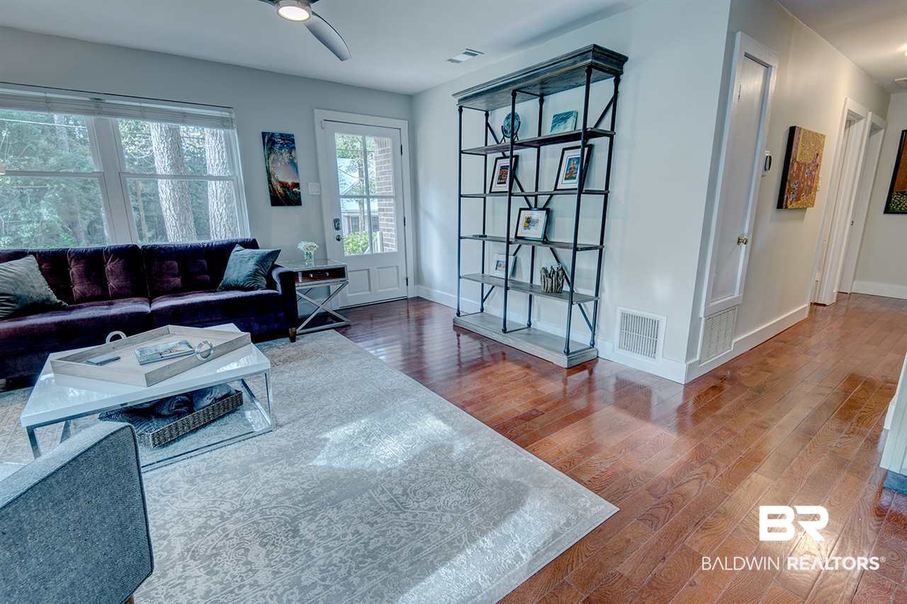 255 Fig Avenue Fairhope, AL 36532 - Photo 3 of 26