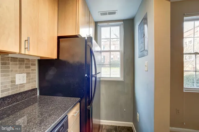 $1,900 | 1909 Key Boulevard, Unit 11551, Arlington, VA 22201