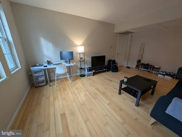 $1,900 | 1909 Key Boulevard, Unit 11551, Arlington, VA 22201