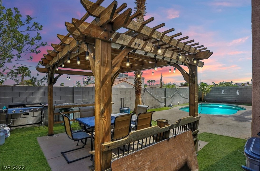 440 Nancy Drive Henderson, NV 89015 - Photo 5 of 46