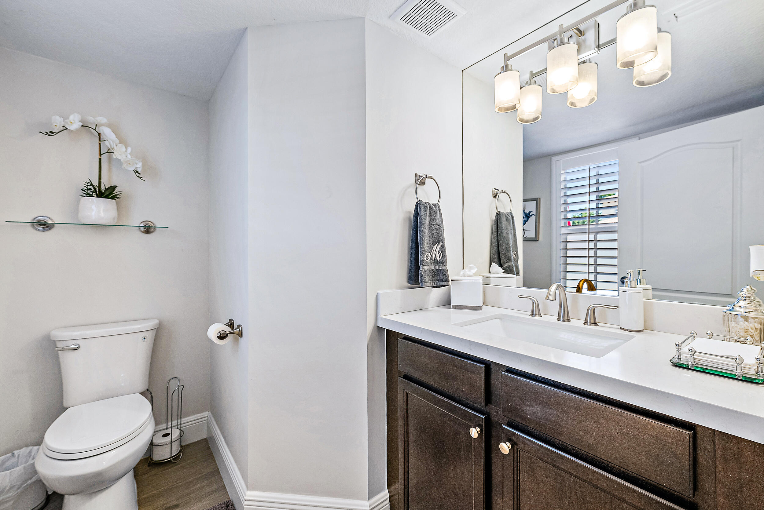 123 Behring Way Jupiter, FL 33458 - Photo 16 of 59 Powder