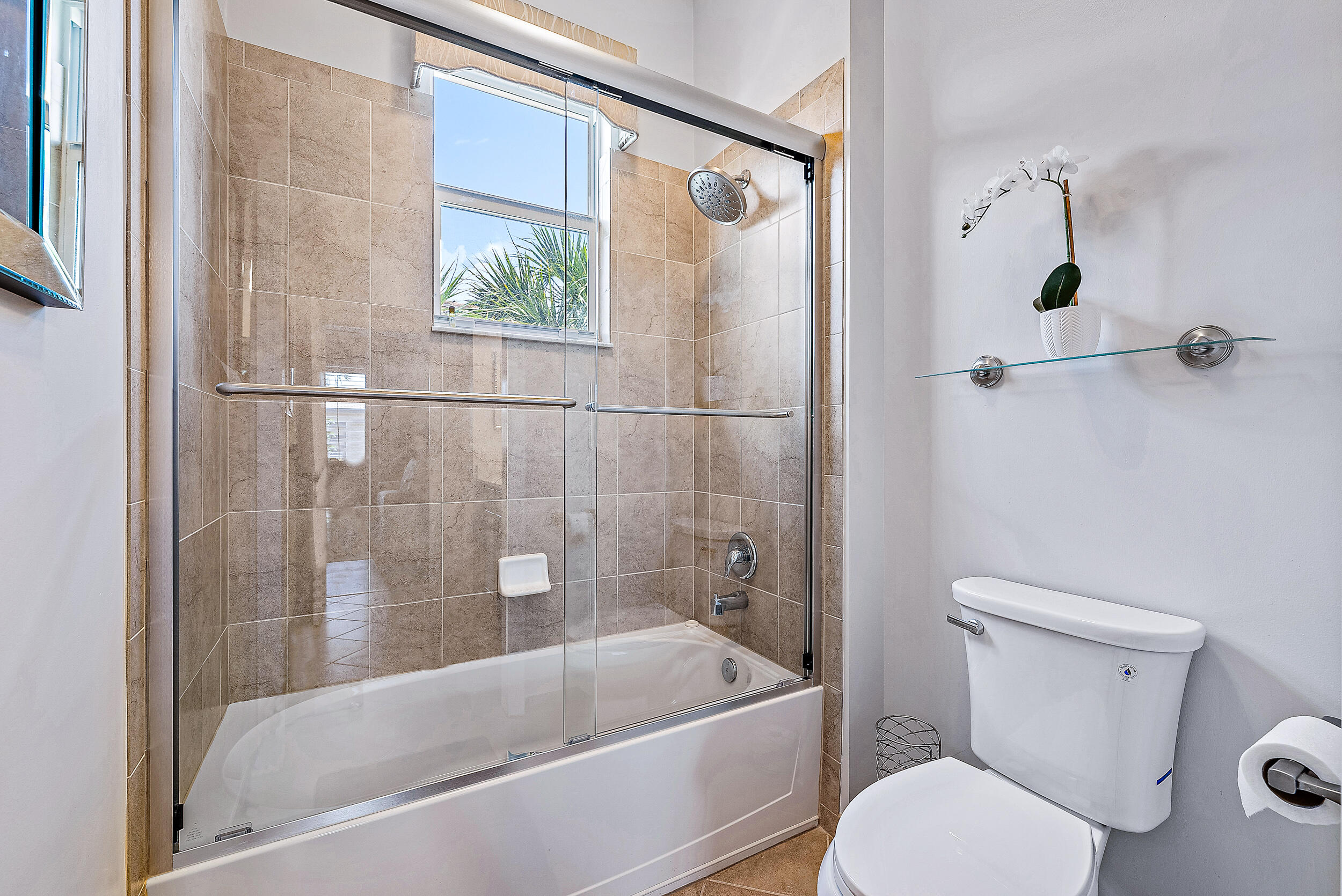 123 Behring Way Jupiter, FL 33458 - Photo 28 of 59 Full Bath