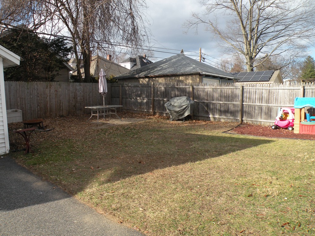 114 Brunswick Street Springfield, MA 01108 - Photo 4 of 15 a view of a outdoor space