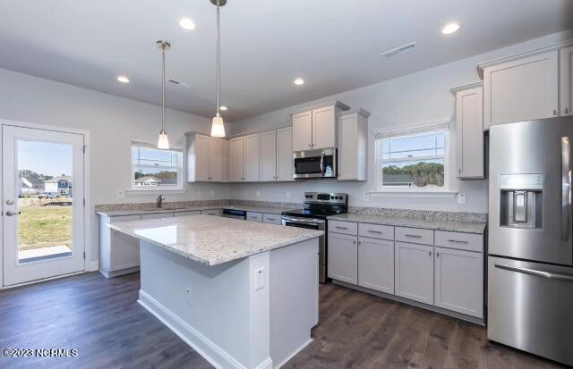 1015 Hot Rod Road New Bern, NC 28562 - Photo 28 of 38 Photos are of the same floor plan in a different community. Color selections, features and finishes may vary. Pictures are for layout purposes only.