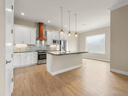 $1,400,000 | 10616 Via Tiglio, Lakeside, CA 92040