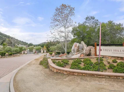$1,400,000 | 10616 Via Tiglio, Lakeside, CA 92040