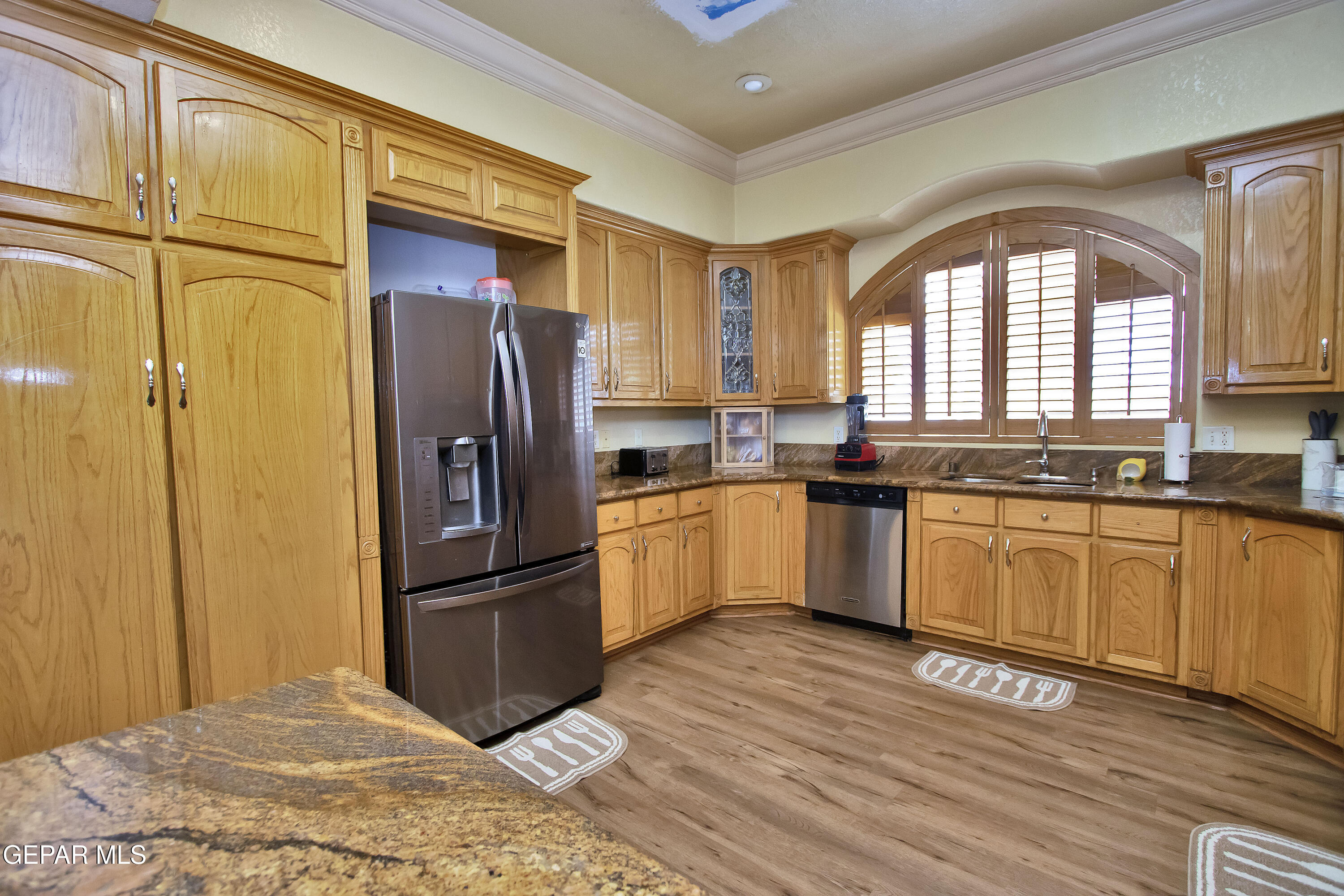 861 Country Club Road El Paso, TX 79932 - Photo 35 of 104 Kitchen