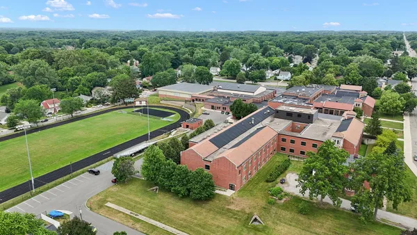 $389,900 | 204 North Campbell Street, Valparaiso, IN 46385