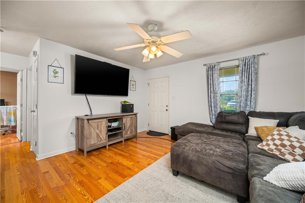 324 Stovall Road Alexandria, LA 71303 - Photo 5 of 23 Gallery Image 5