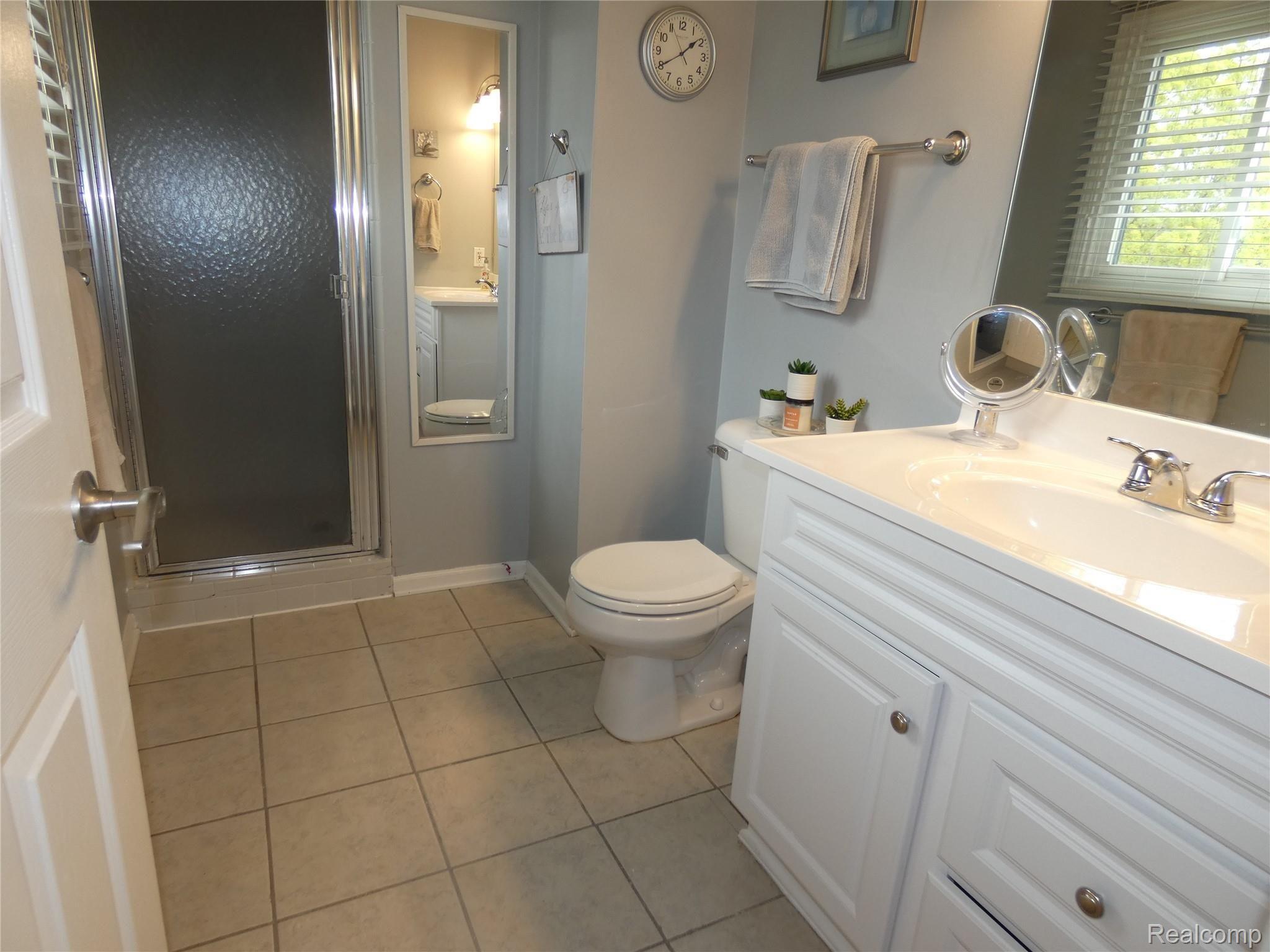 6462 Fox Hills Road Canton, MI 48187 - Photo 26 of 36 P1020411.JPG