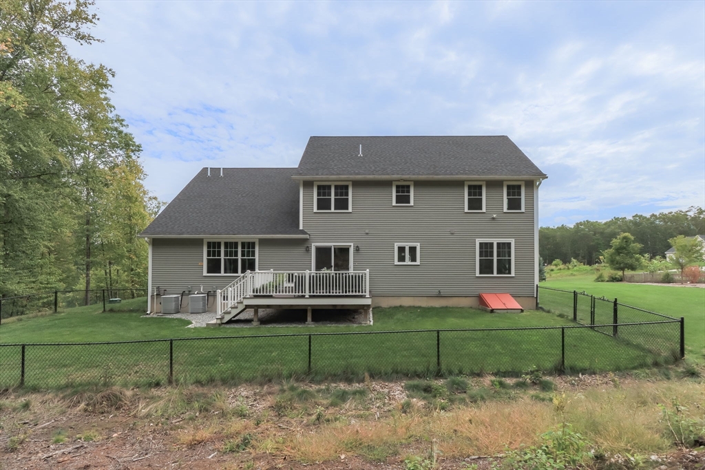 32 Bear Hill Road Dunstable, MA 01827 - Photo 39 of 42 Gallery Image 39