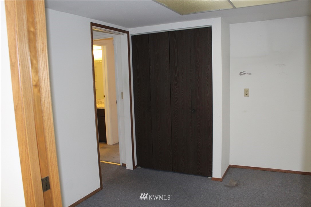 230 South 15th Street Renton, WA 98055 - Photo 15 of 25