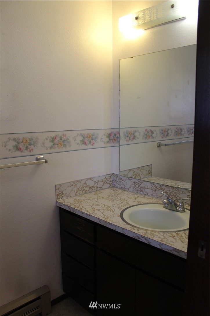 230 South 15th Street Renton, WA 98055 - Photo 20 of 25