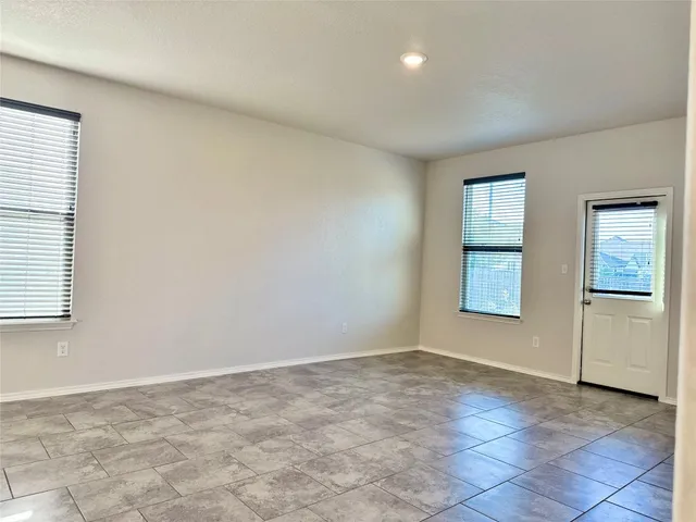 $1,975 | 3111 Red Columbine Street, New Braunfels, TX 78130