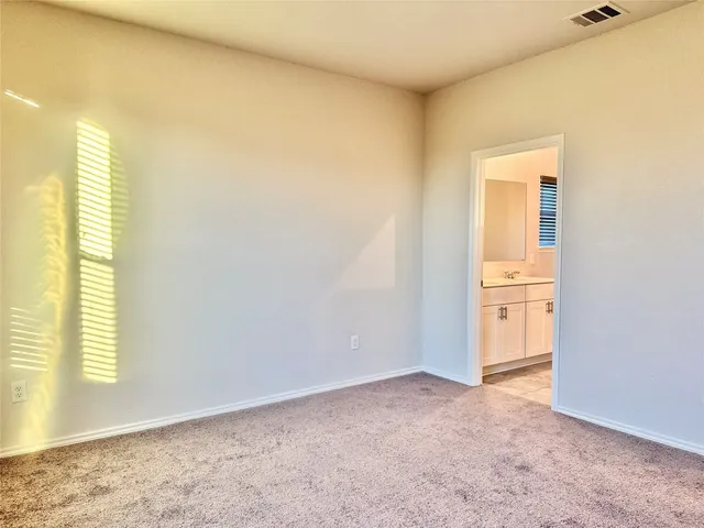 $1,975 | 3111 Red Columbine Street, New Braunfels, TX 78130