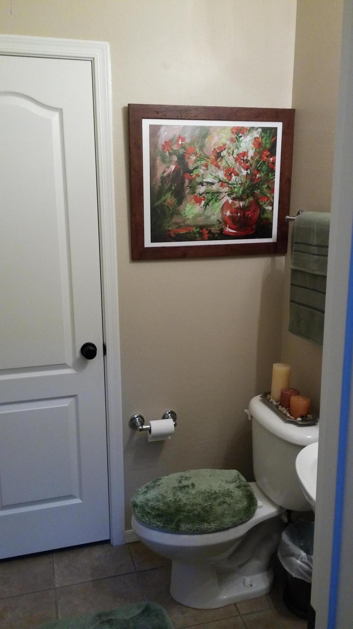 2322 East Pecan Road Phoenix, AZ 85040 - Photo 11 of 40 20150827_144647_HDR