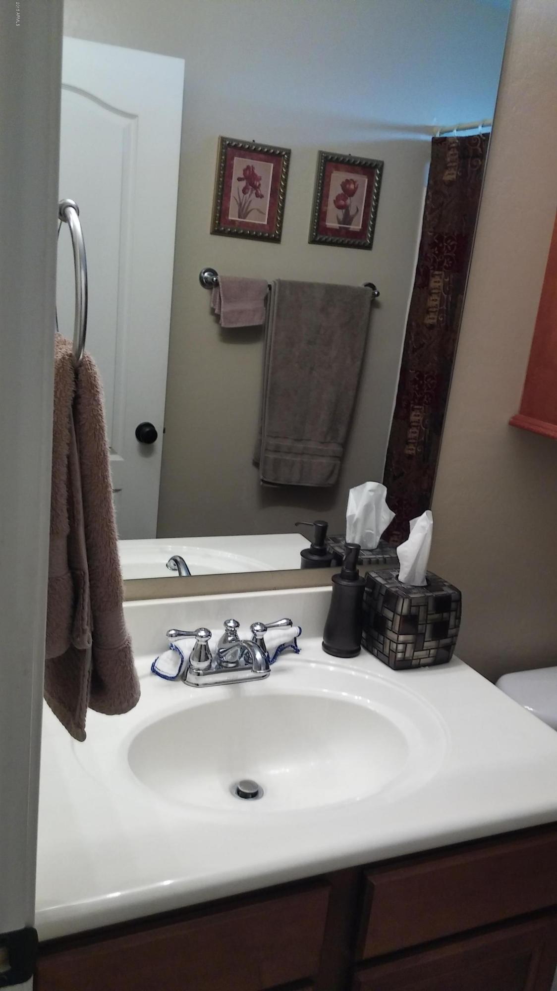 2322 East Pecan Road Phoenix, AZ 85040 - Photo 21 of 40 20150827_144934_HDR