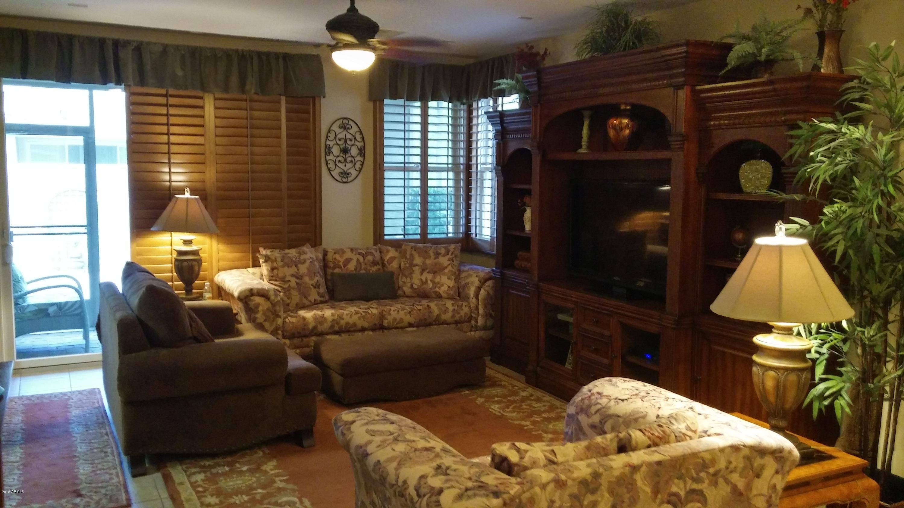 2322 East Pecan Road Phoenix, AZ 85040 - Photo 32 of 40 20150827_145254_HDR