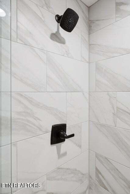 125 Kingberry Street Oak Ridge, TN 37830 - Photo 15 of 31 20251101212201232644000000-o