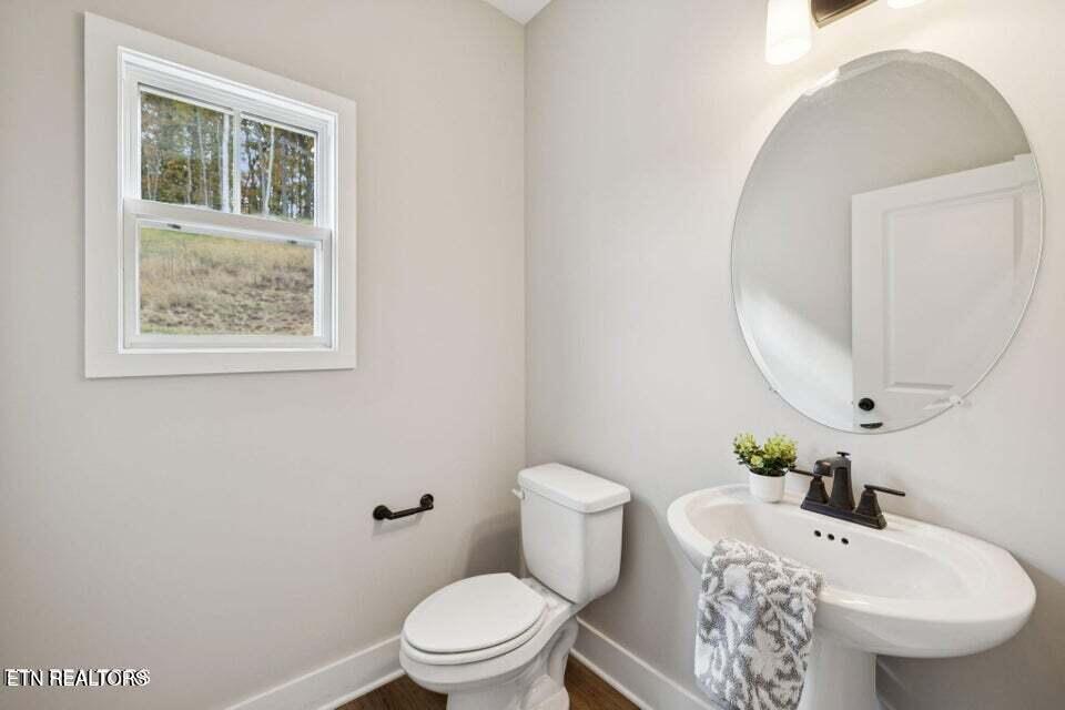 125 Kingberry Street Oak Ridge, TN 37830 - Photo 7 of 31 20251101211745471392000000-o