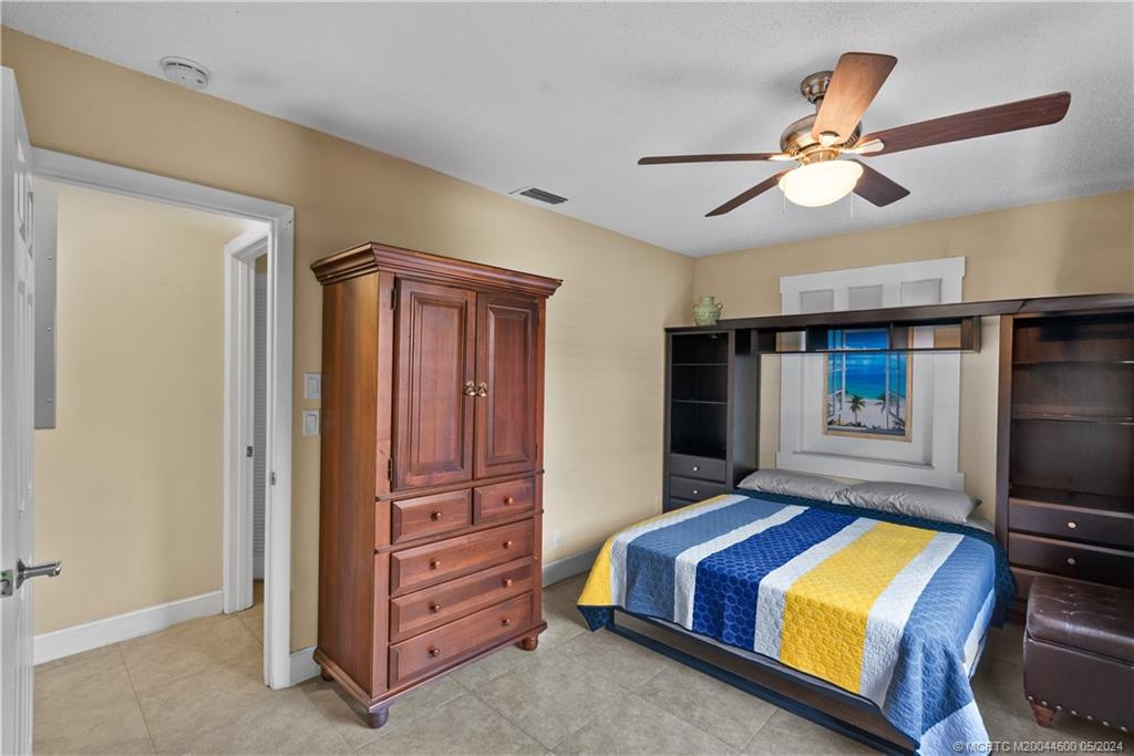 301 Lancaster Street Boca Raton, FL 33487 - Photo 10 of 20 Gallery Image 10