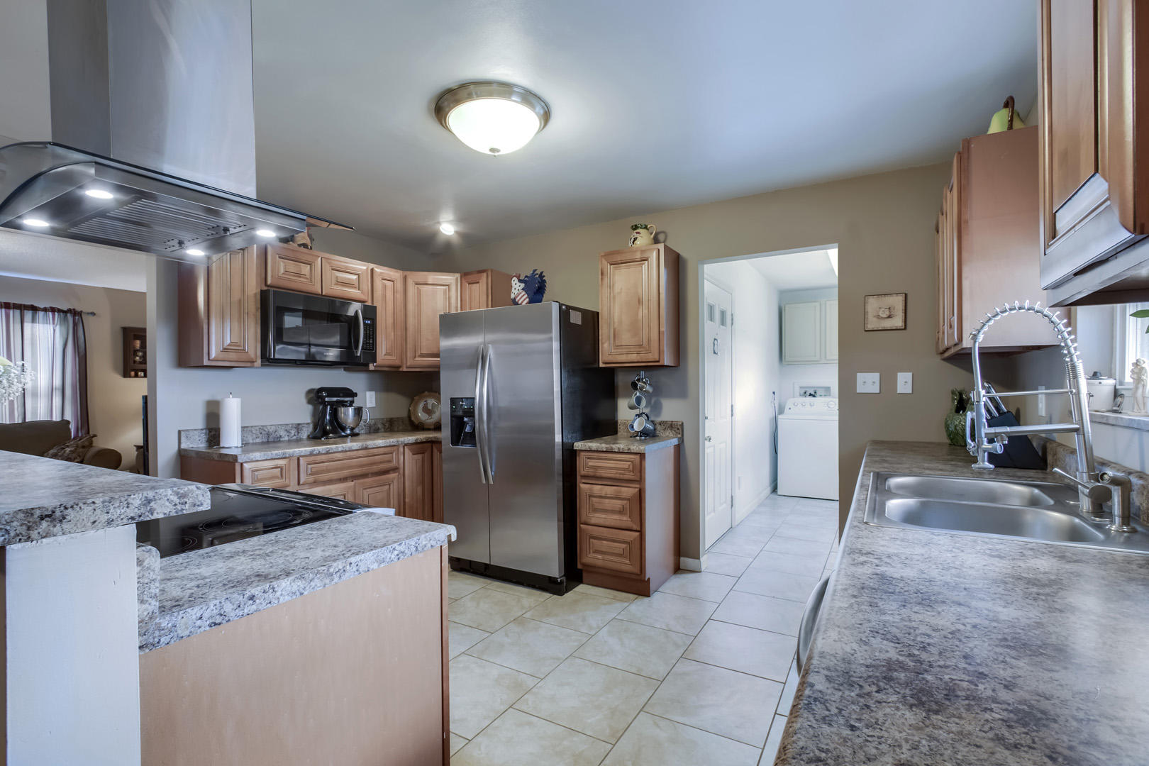 5681 Loudon Ridge Road Lenoir City, TN 37771 - Photo 14 of 40 14_LoudonRidgeRoad_5681_Kitchen02