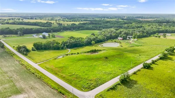 $285,000 | 7824 Hwy HH, Odessa, MO 64076
