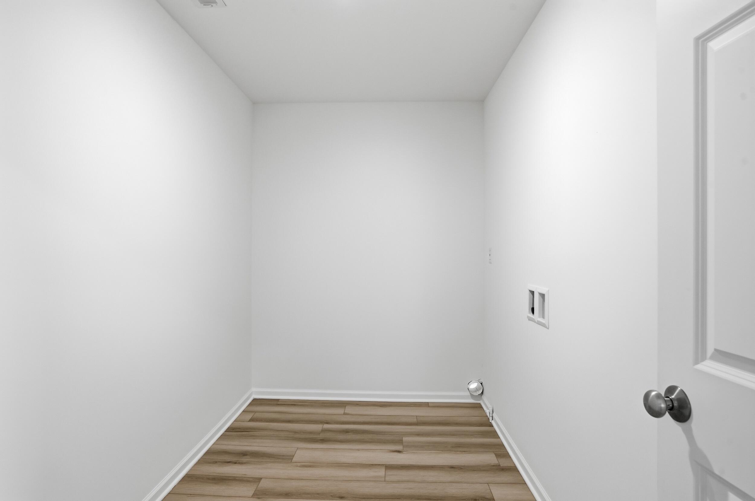 6587 East 104th Avenue Winfield, IN 46307 - Photo 29 of 34 a view of a room