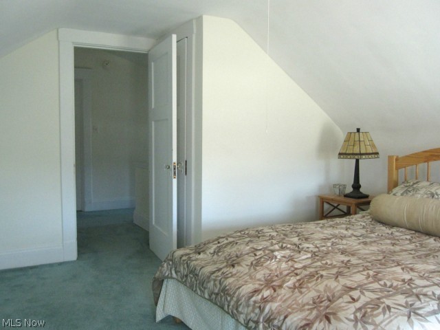 2939 Huntington Road Cleveland, OH 44120 - Photo 17 of 21 Gallery Image 17