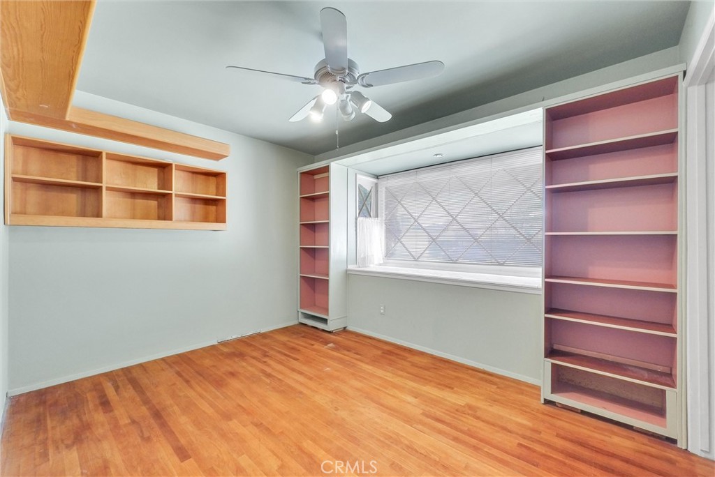 440 Cabrillo Street Costa Mesa, CA 92627 - Photo 19 of 36 a bedroom with a bed and a window