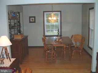 36 Crown Road Ewing, NJ 08638 - Photo 3 of 6