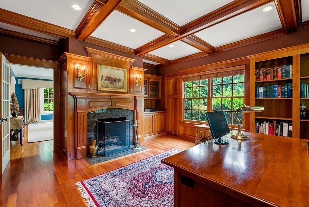 55 Loring Road Weston, MA 02493 - Photo 7 of 38