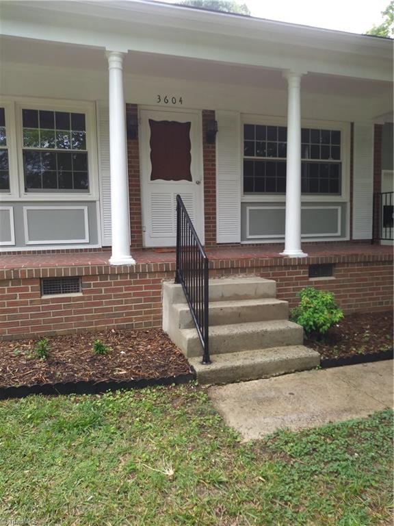 3604 Rolling Road High Point, NC 27265 - Photo 4 of 29