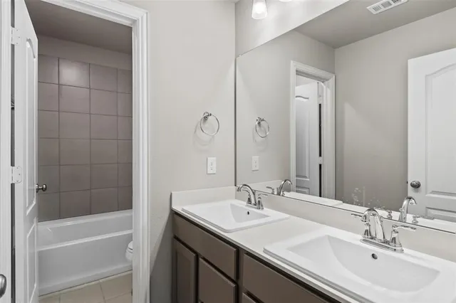 $309,990 | 245 Wagon Spoke Way, Unit 18, Fort Worth, TX 76120